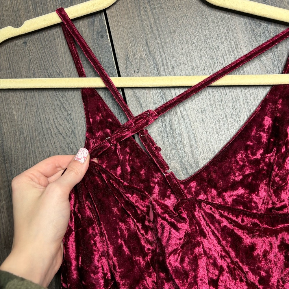 b💙2/$40💙NWT R. Vivimos Crushed Velvet Burgundy Red Swing Dress Size Medium - Picture 12 of 16